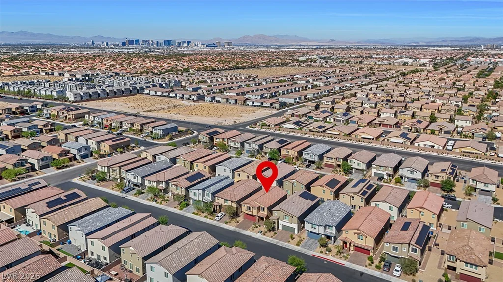 8352 Gold River, Las Vegas, NV 89113
