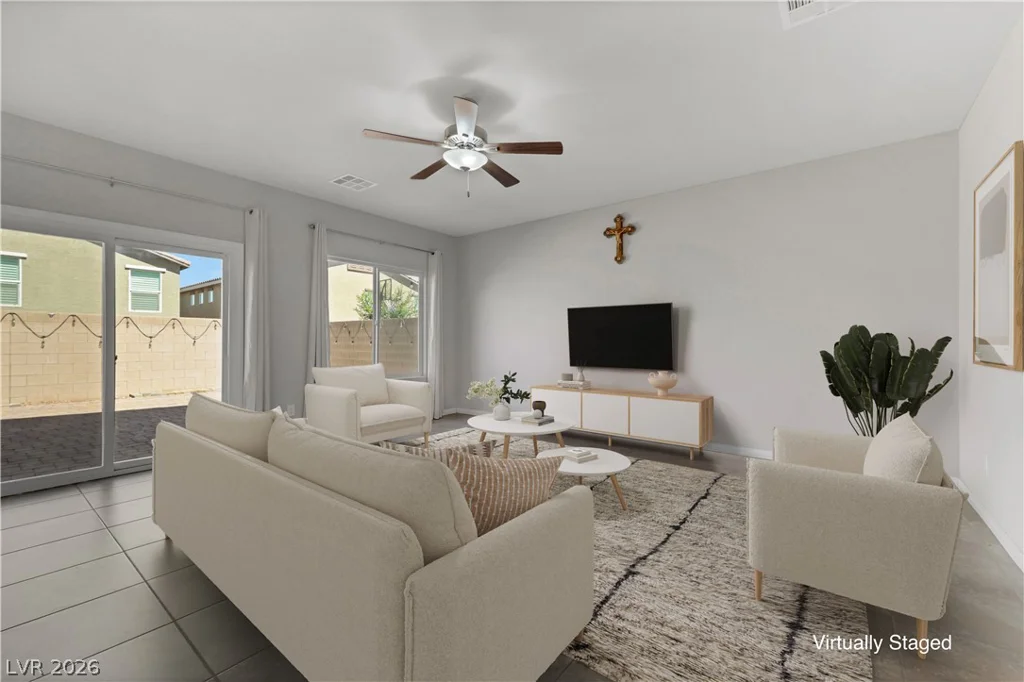 8352 Gold River, Las Vegas, NV 89113