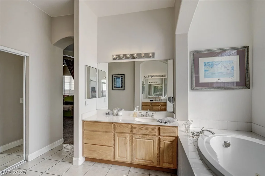 9867 Wonderful Day, Las Vegas, NV 89148