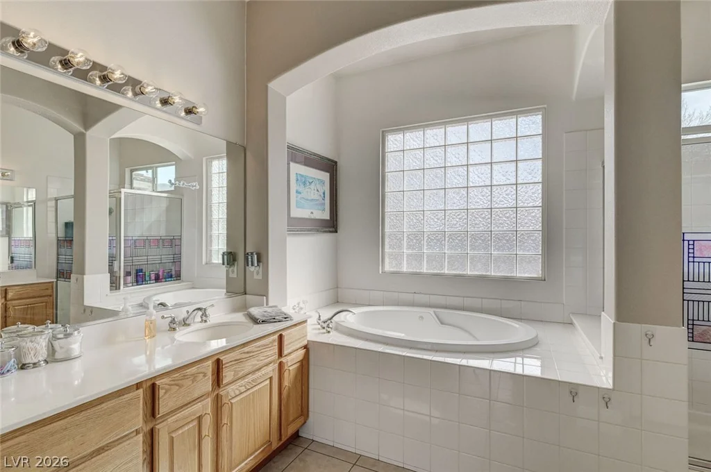 9867 Wonderful Day, Las Vegas, NV 89148