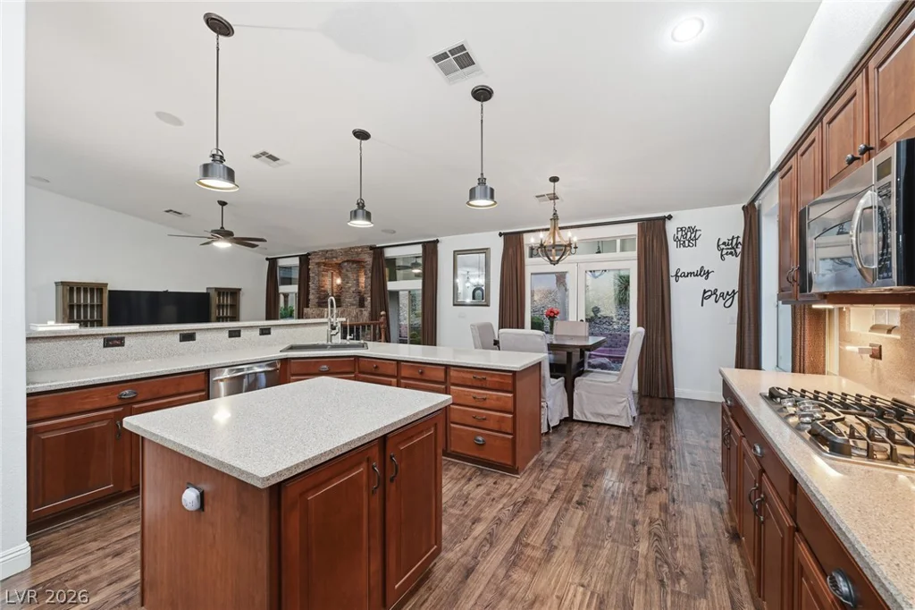 7651 Man O War, Las Vegas, NV 89131