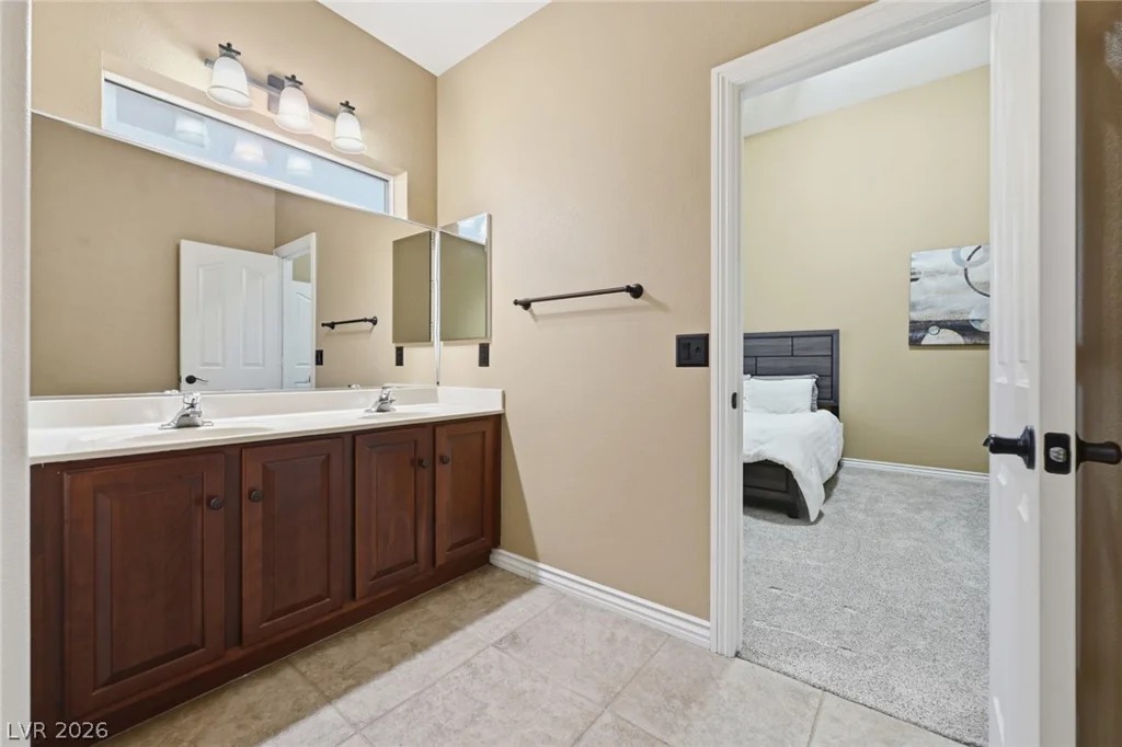 7651 Man O War, Las Vegas, NV 89131