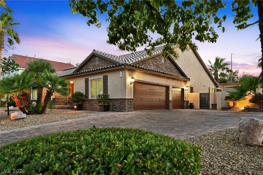 7651 Man O War, Las Vegas, NV 89131