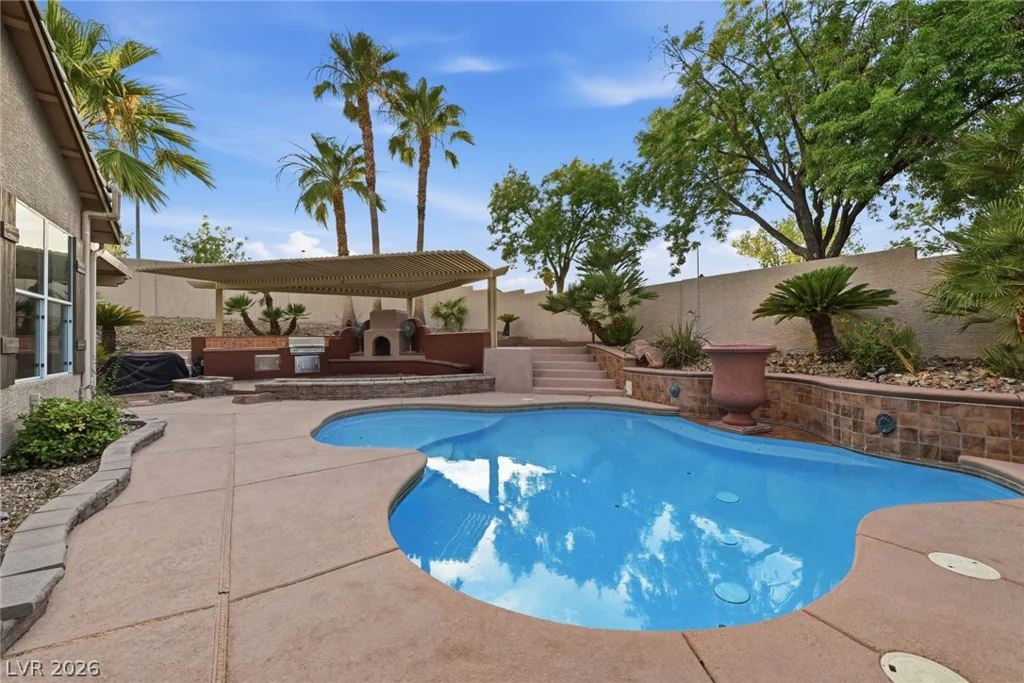 7651 Man O War, Las Vegas, NV 89131
