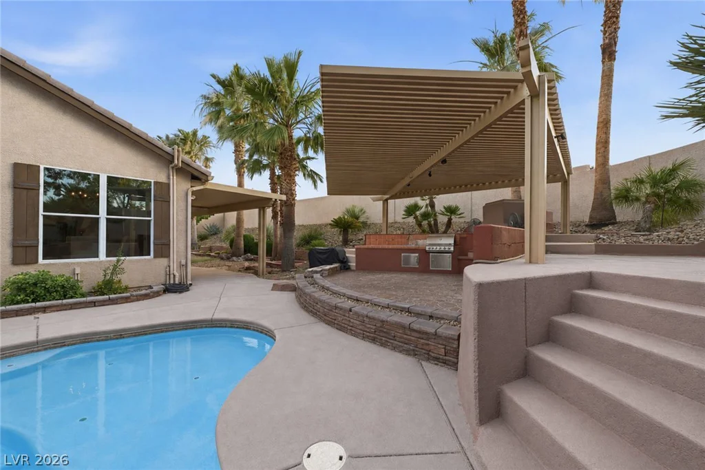 7651 Man O War, Las Vegas, NV 89131