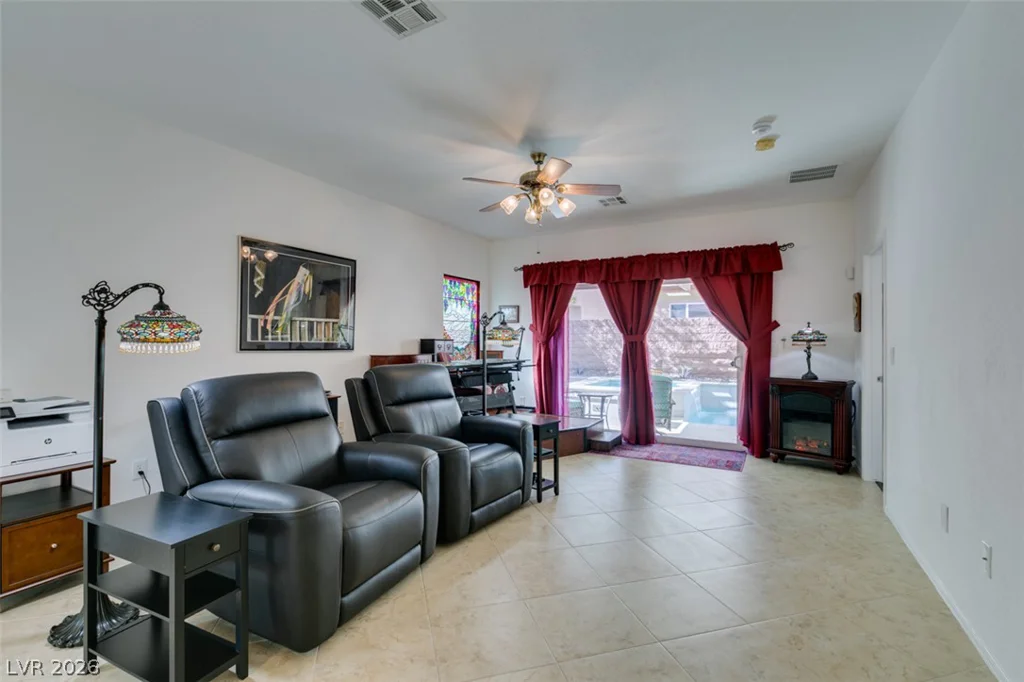 2645 Cheer Pheasant, North Las Vegas, NV 89084
