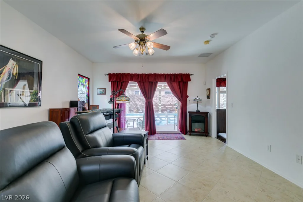 2645 Cheer Pheasant, North Las Vegas, NV 89084