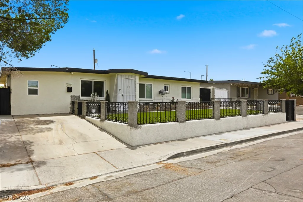 5109 Cannon, Las Vegas, NV 89108
