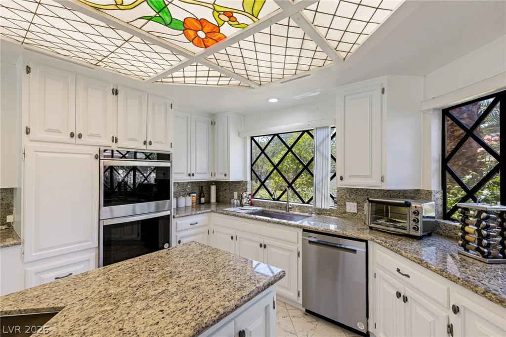 221 Dalmatian, Las Vegas, NV 89107