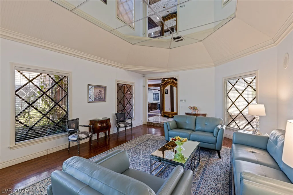 221 Dalmatian, Las Vegas, NV 89107