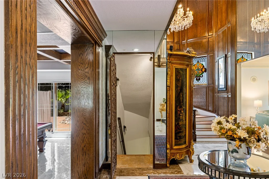 221 Dalmatian, Las Vegas, NV 89107