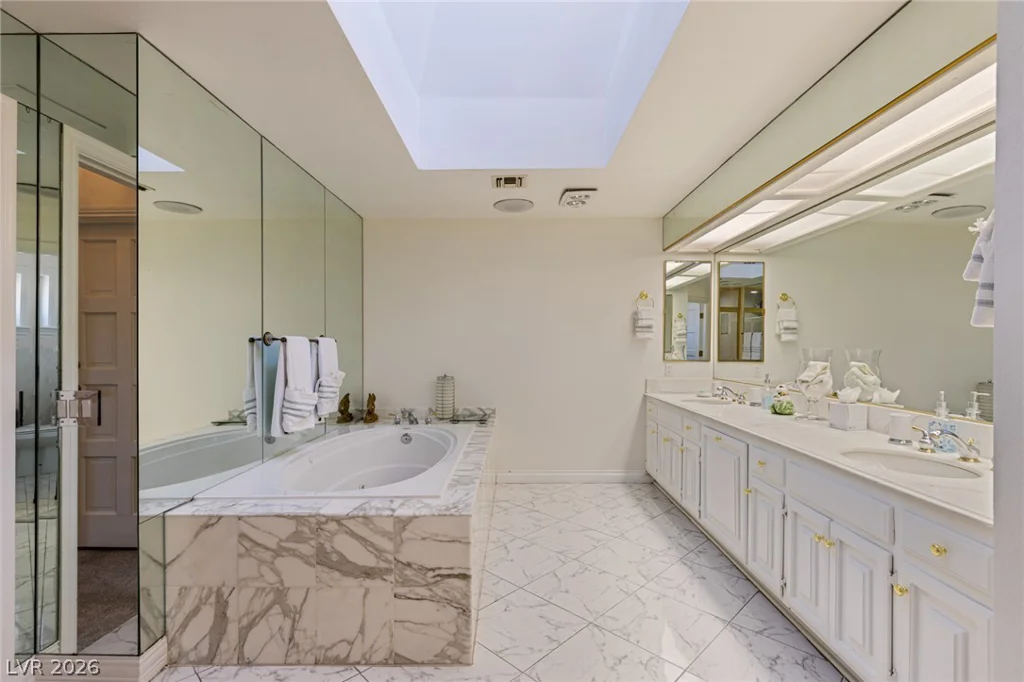 221 Dalmatian, Las Vegas, NV 89107