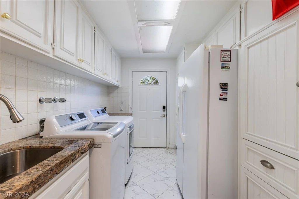 221 Dalmatian, Las Vegas, NV 89107