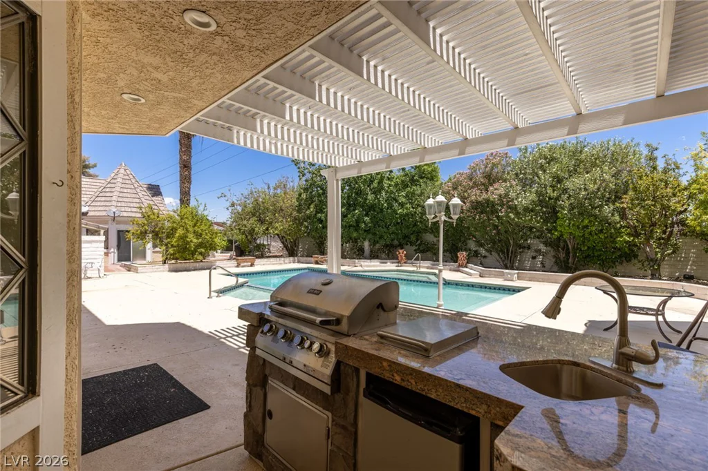 221 Dalmatian, Las Vegas, NV 89107