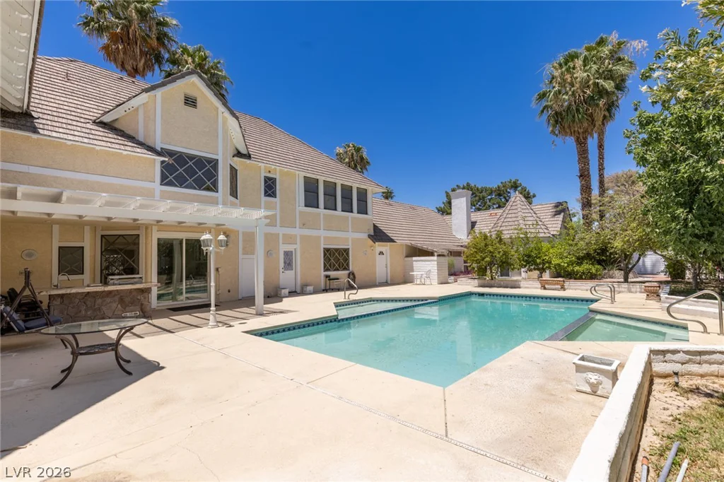 221 Dalmatian, Las Vegas, NV 89107