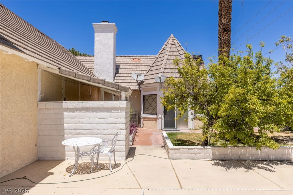 221 Dalmatian, Las Vegas, NV 89107