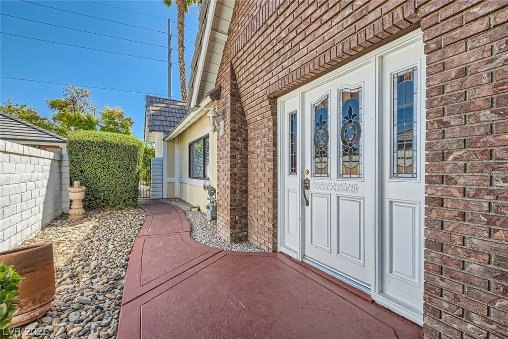221 Dalmatian, Las Vegas, NV 89107