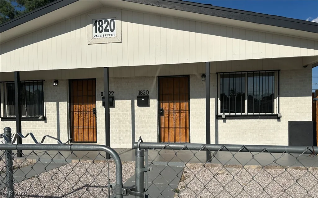 1820 Yale, North Las Vegas, NV 89030