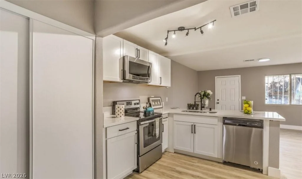 1820 Yale, North Las Vegas, NV 89030