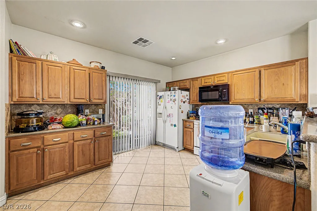 1740 Dark Wolf, Las Vegas, NV 89123