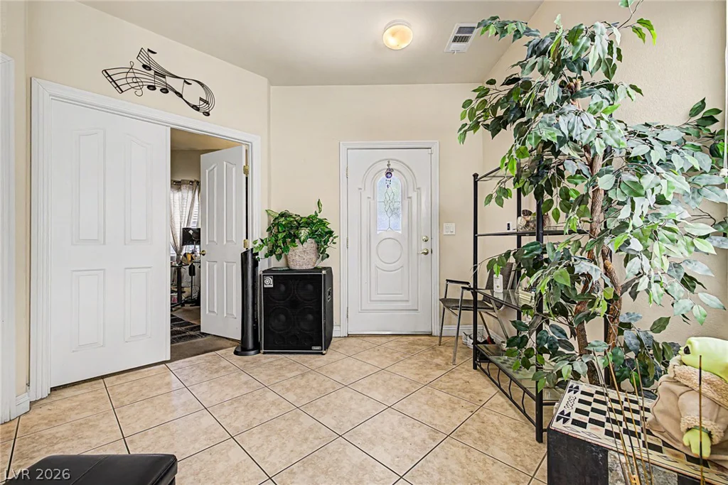 1740 Dark Wolf, Las Vegas, NV 89123