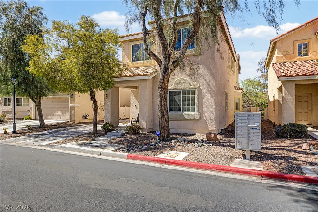 1740 Dark Wolf, Las Vegas, NV 89123