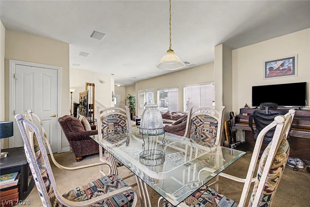 1740 Dark Wolf, Las Vegas, NV 89123