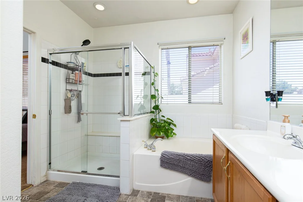 8108 PAINTED CLAY, Las Vegas, NV 89128