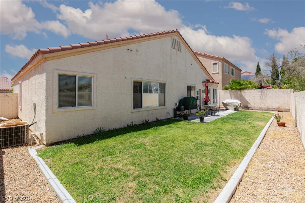 8108 PAINTED CLAY, Las Vegas, NV 89128