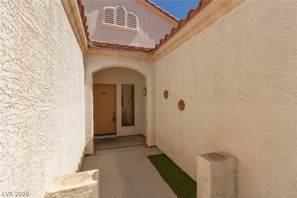 8108 PAINTED CLAY, Las Vegas, NV 89128