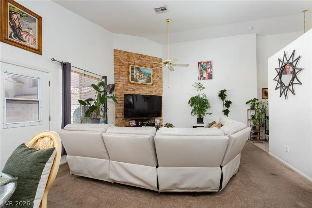 8108 PAINTED CLAY, Las Vegas, NV 89128