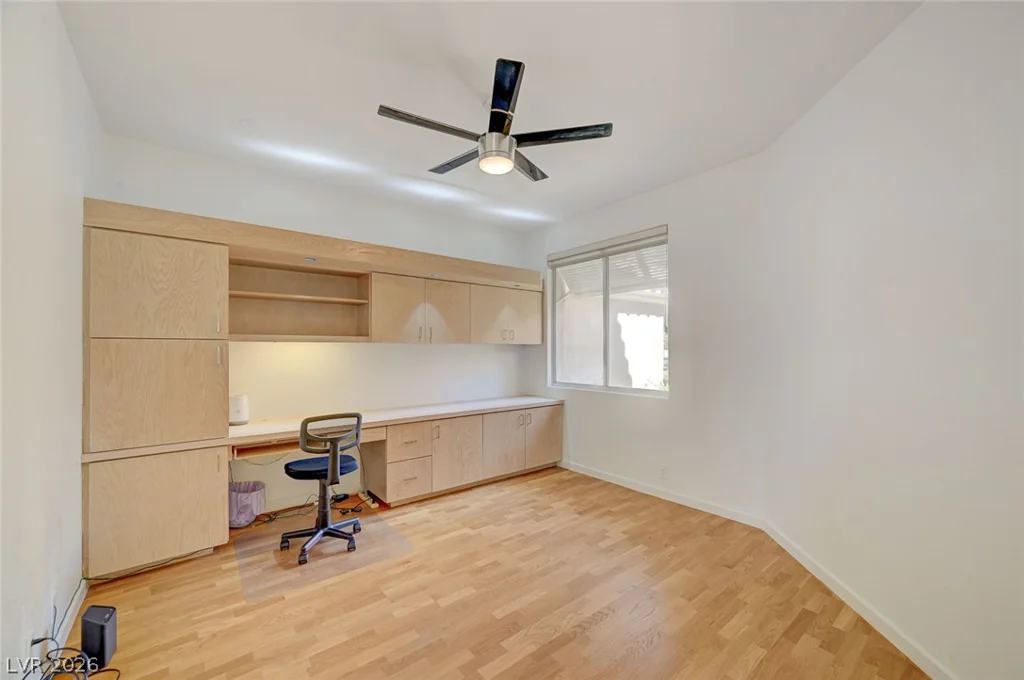 5097 Crooked Stick, Las Vegas, NV 89113