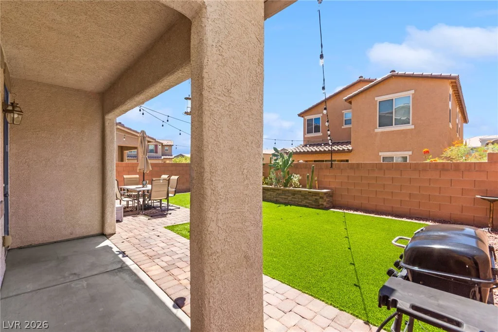 6435 Point Isabel, Las Vegas, NV 89122