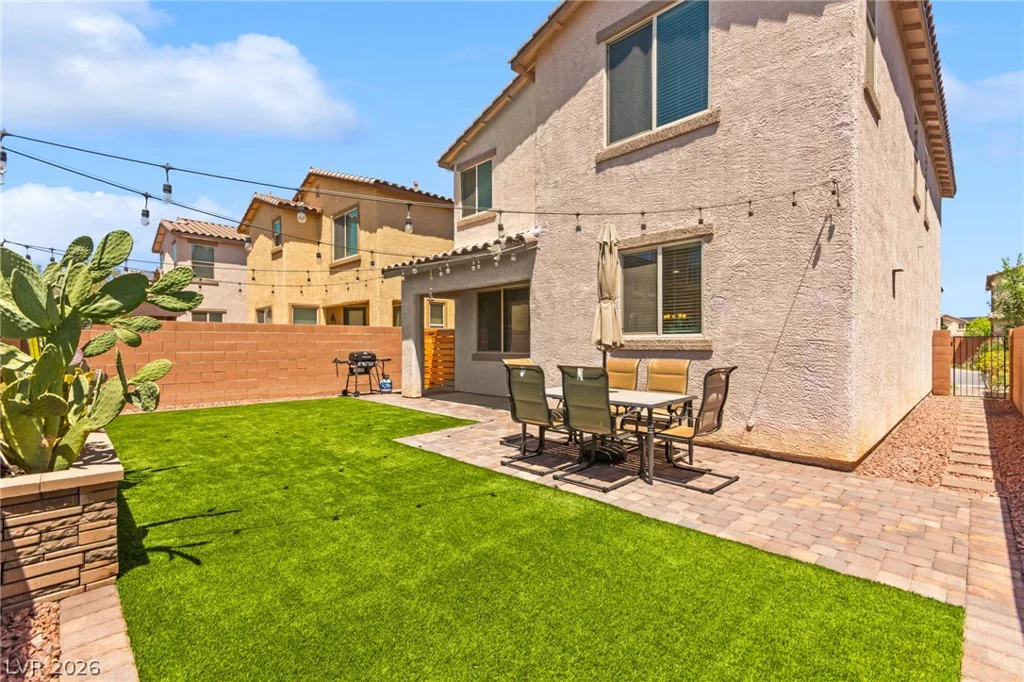 6435 Point Isabel, Las Vegas, NV 89122