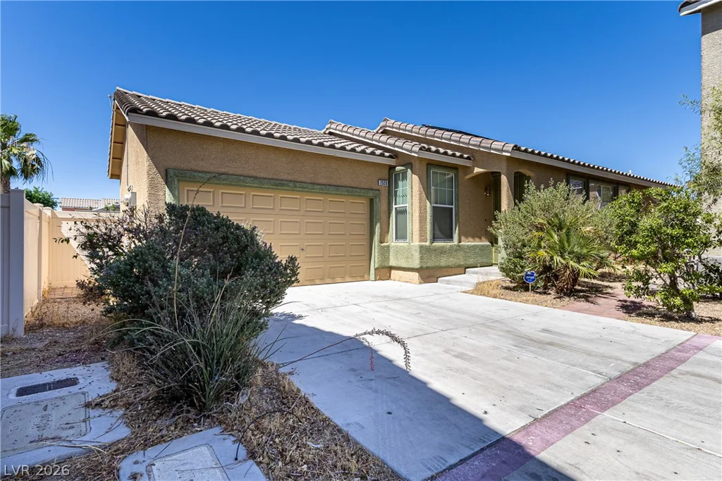 2520 Bottle Palm, Las Vegas, NV 89106