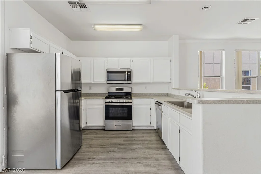 2520 Bottle Palm, Las Vegas, NV 89106
