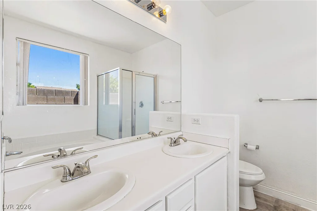 2520 Bottle Palm, Las Vegas, NV 89106