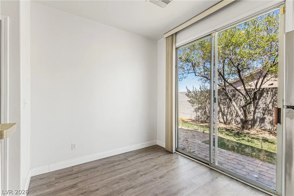 2520 Bottle Palm, Las Vegas, NV 89106