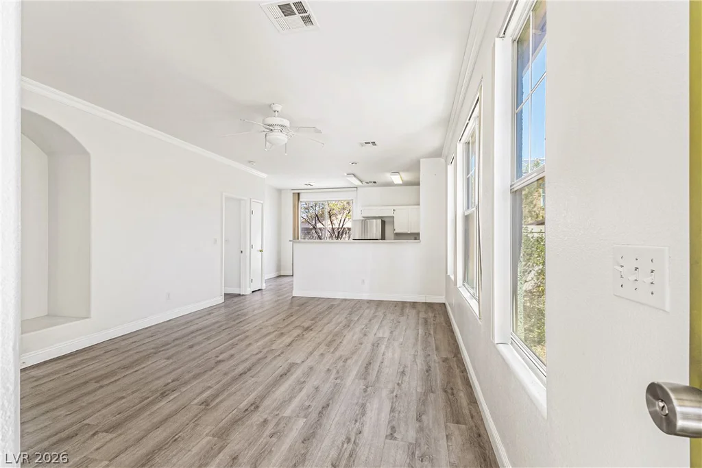 2520 Bottle Palm, Las Vegas, NV 89106