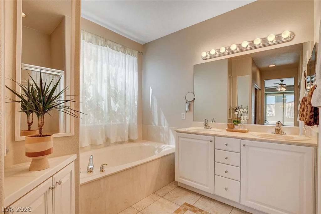 4568 Atlantico, Las Vegas, NV 89135