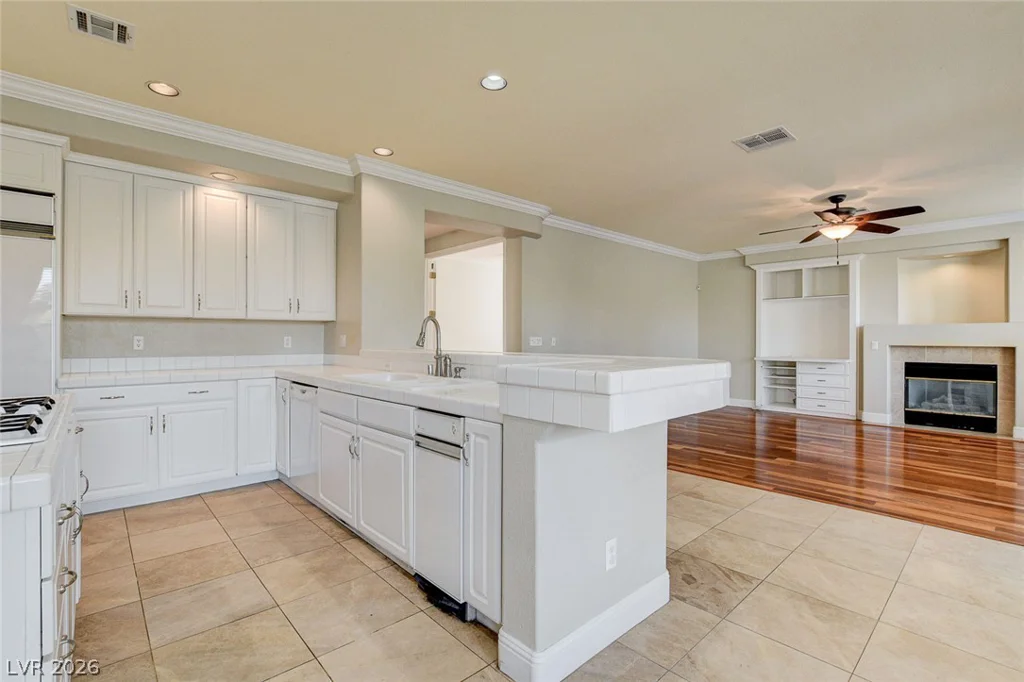 8816 Montagna, Las Vegas, NV 89134