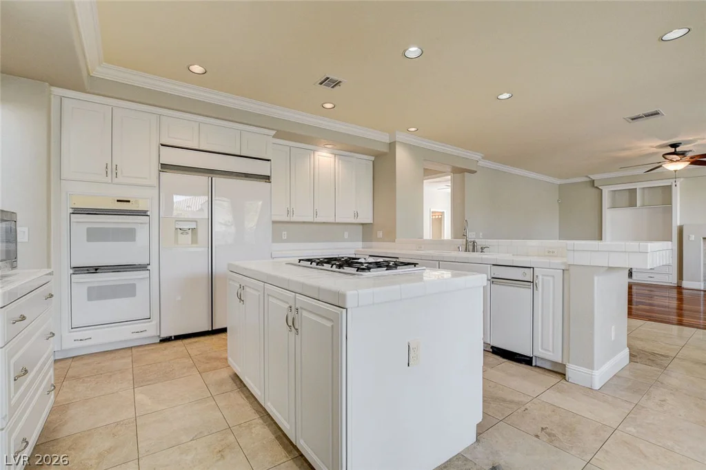 8816 Montagna, Las Vegas, NV 89134