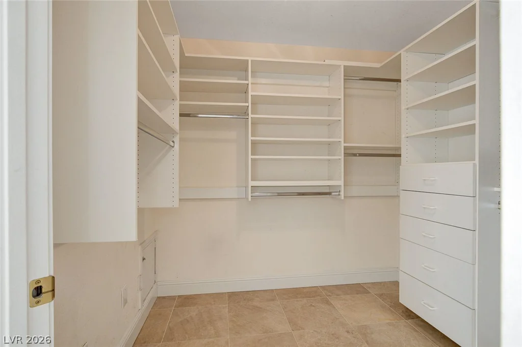 8816 Montagna, Las Vegas, NV 89134
