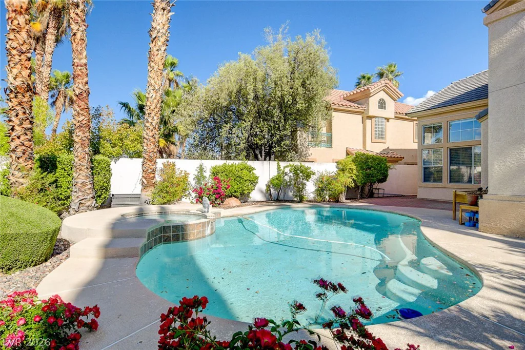 8816 Montagna, Las Vegas, NV 89134