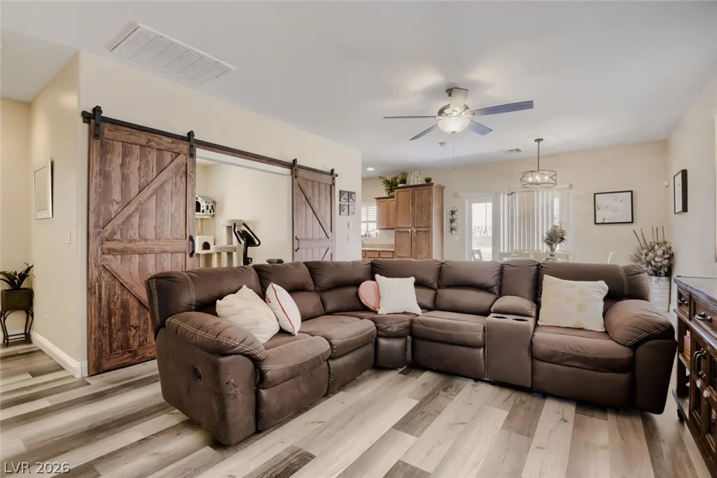 6922 Majestic Palm, Las Vegas, NV 89122