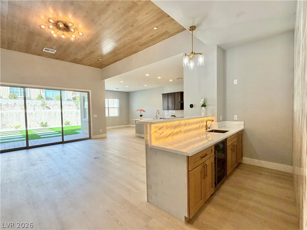 131 Robledo, Las Vegas, NV 89138