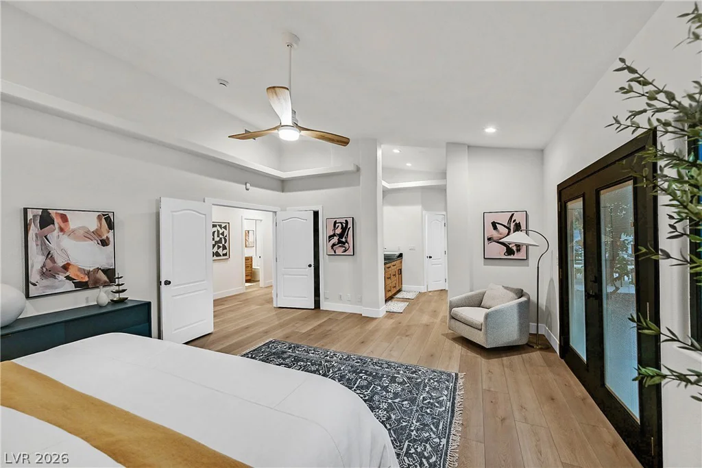 206 Mesa Verde, Las Vegas, NV 89123