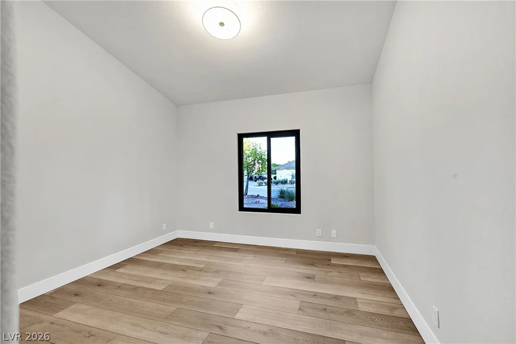 206 Mesa Verde, Las Vegas, NV 89123