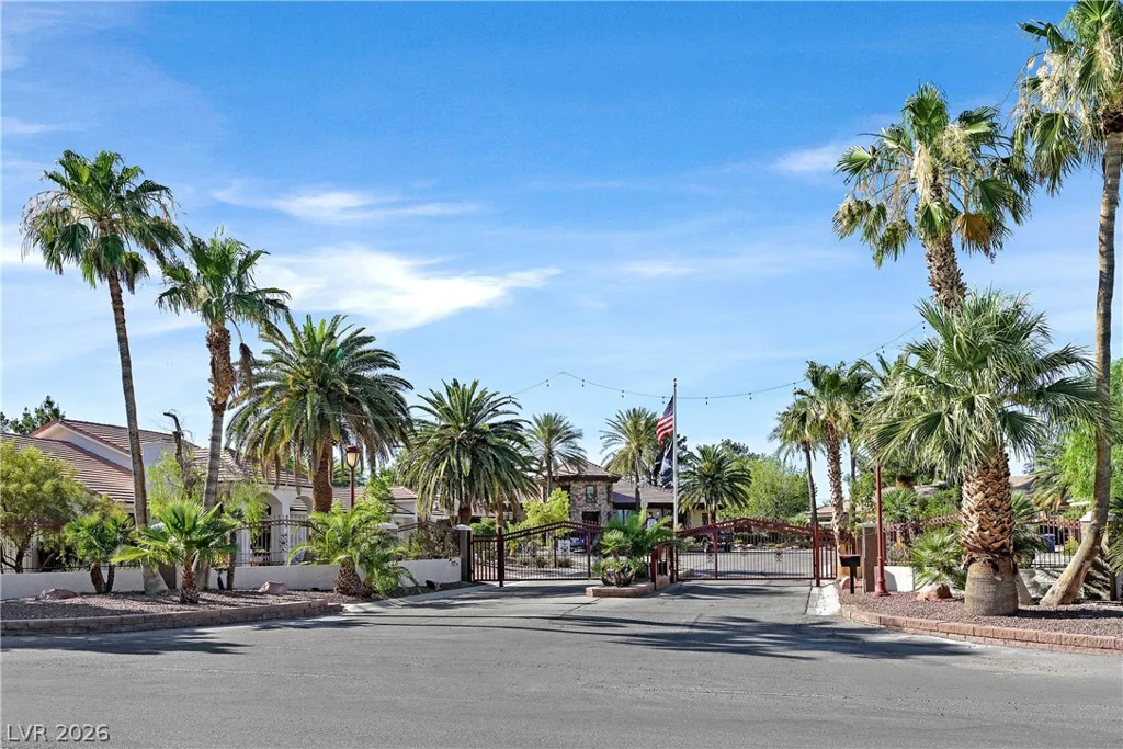 206 Mesa Verde, Las Vegas, NV 89123