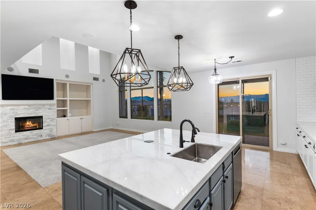 1101 Fairbury, Henderson, NV 89052